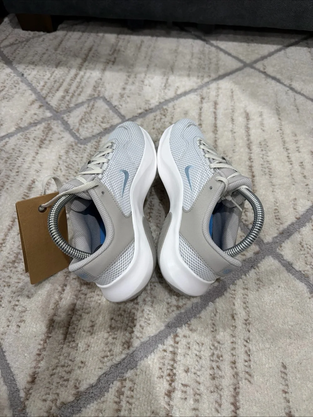 Nike Legend Essential 3 Next Nature White Grey Running Shoes Women’s Size 7